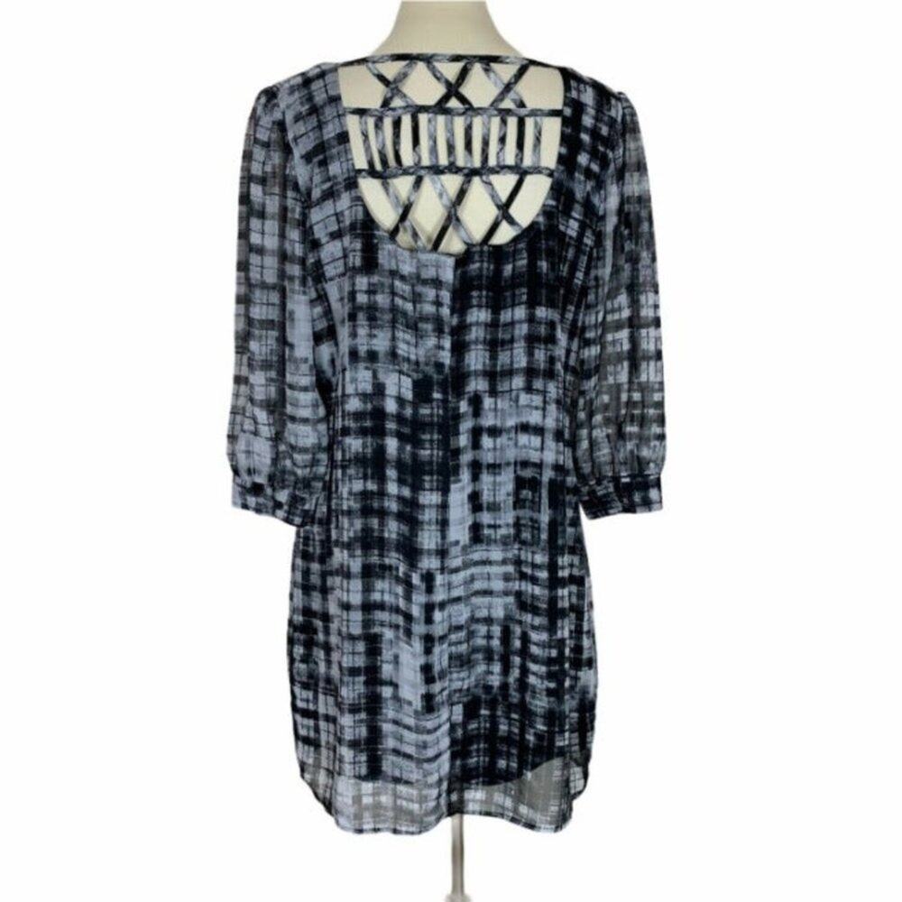 Black Tunic Shirt Large Sheer Sleeves Capsule Minimalist Want and‎ Need